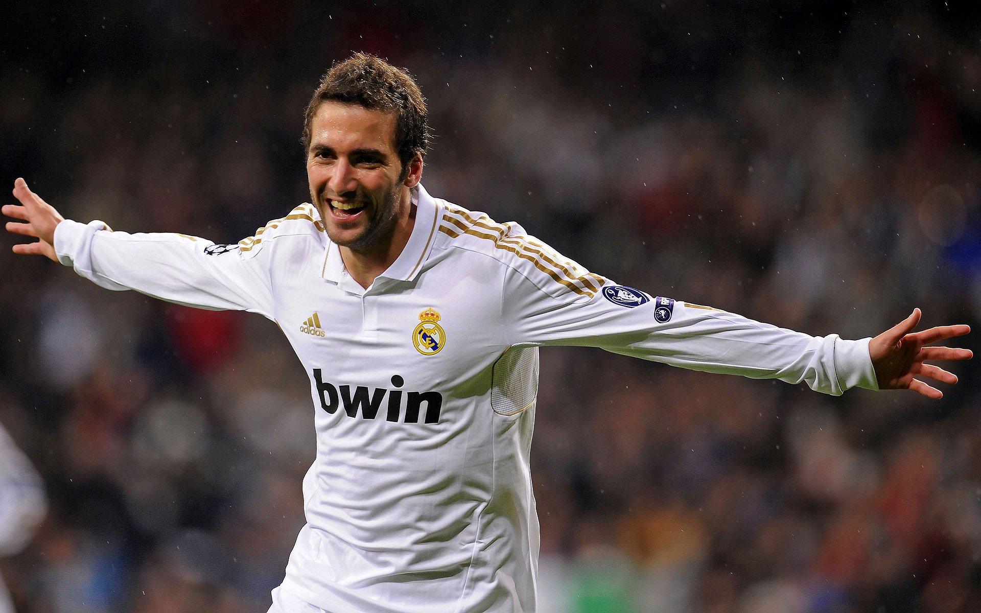 曼城计划冬窗外租新星桑加雷 安德莱赫特等多支球队密切关注